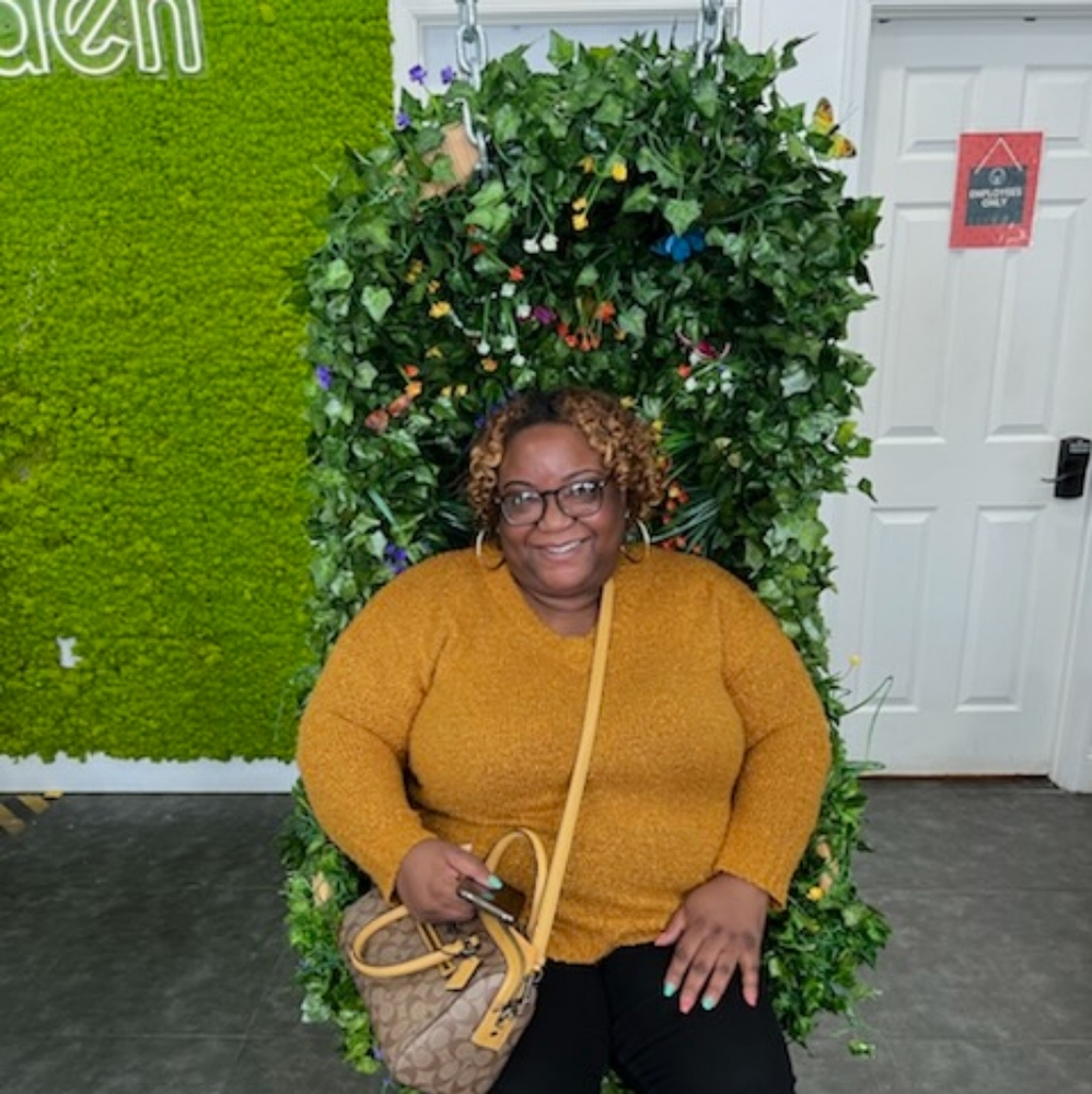 Meet your Posher, Bakali